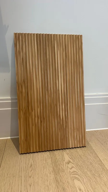 Lacquered oak fluted panel sample